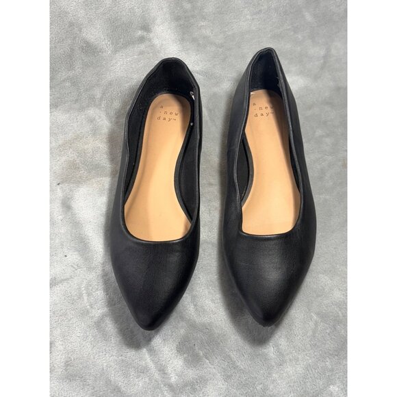 A New Day shoes women's 7.5 black pointed toe flats NWOT - Picture 2 of 10
